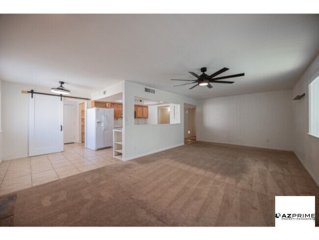 Foto del edificio - Welcome To A One-Of-A-Kind Updated 3/2 Home In Mesa, Where Thoughtful Updates And Inviting Charm Com