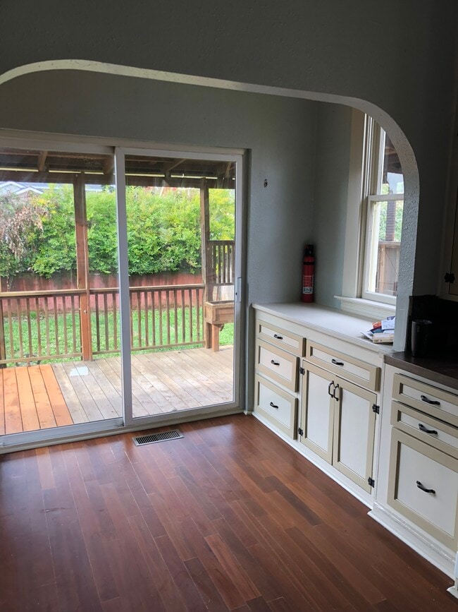 Foto del edificio - 6609 N Omaha Ave