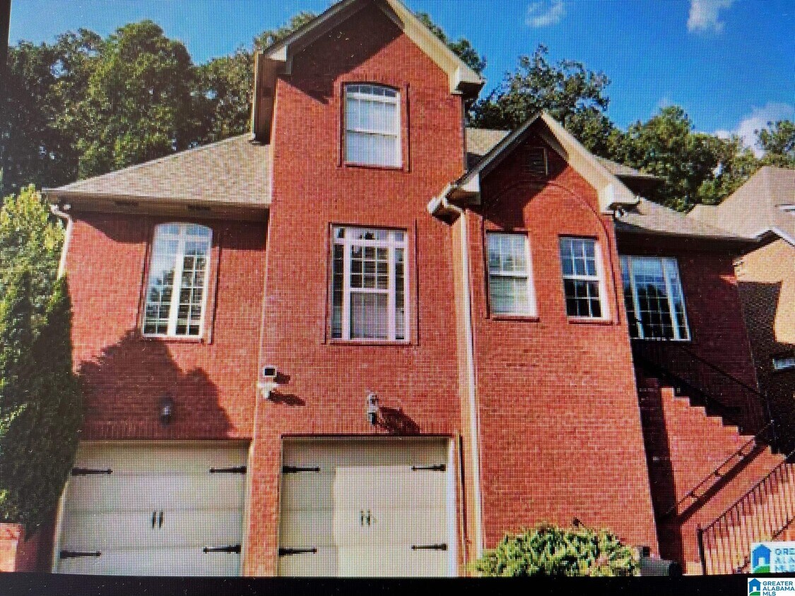 208 Castlehill Dr, Vestavia Hills, AL 35226 House for Rent in