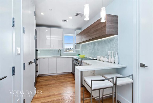 Foto del edificio - 1059 Manhattan Ave