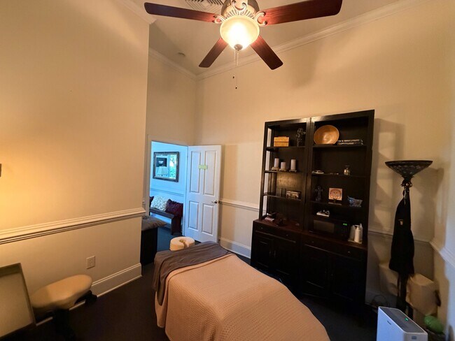 Foto del edificio - 4378 Oleander Dr