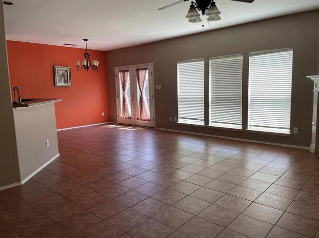 Building Photo - 1233 McMahan Dr