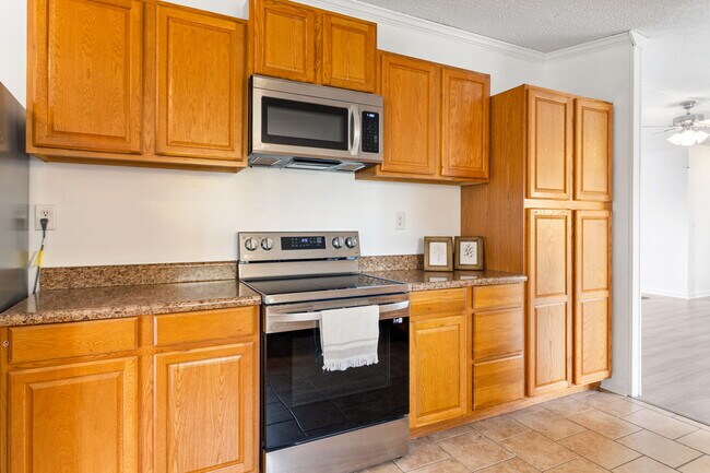 Building Photo - 4450 Zabell Dr