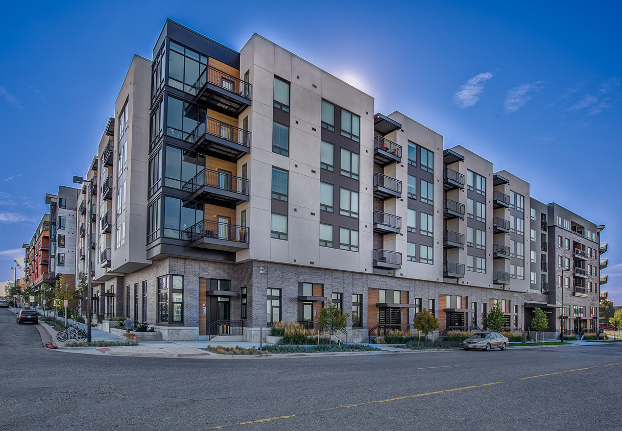 Milehouse - Apartments in Denver, CO | Apartments.com