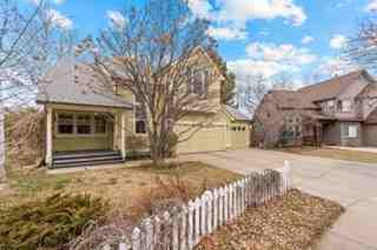Foto principal - 2507 Ravenwood Ln