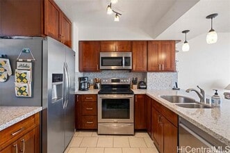 Building Photo - 84-680-680 Kili Dr