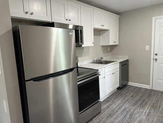 Foto del edificio - Newly Renovated Ranch in the Graham Height...