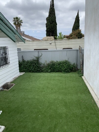 Foto del edificio - MODERN 2BED/2BATH APARTMENT WITH WASHER/DR...