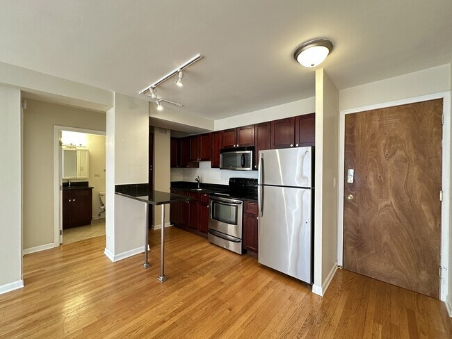 Building Photo - 4180 N Marine Dr