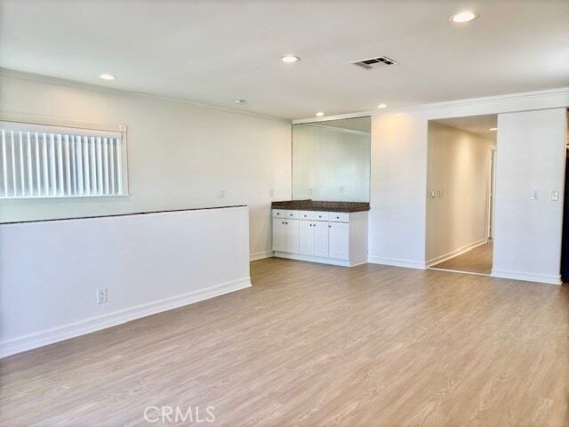 Building Photo - 5011 River Ave