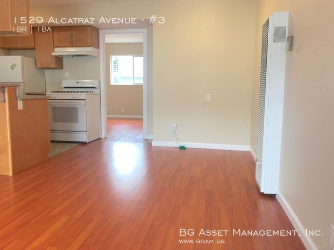 Building Photo - Remodeled One Bed Berkeley Apt by BART