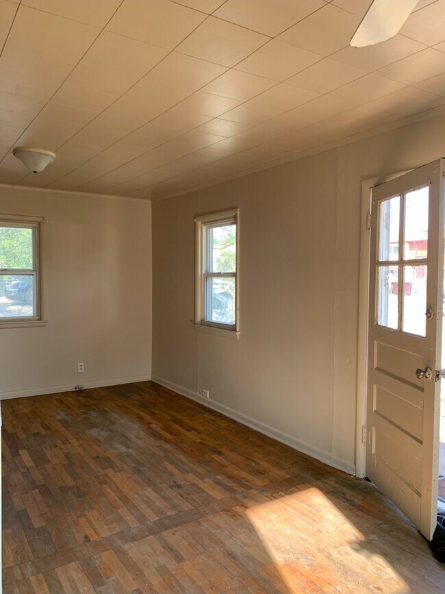 Foto del edificio - 1812 E 16th St