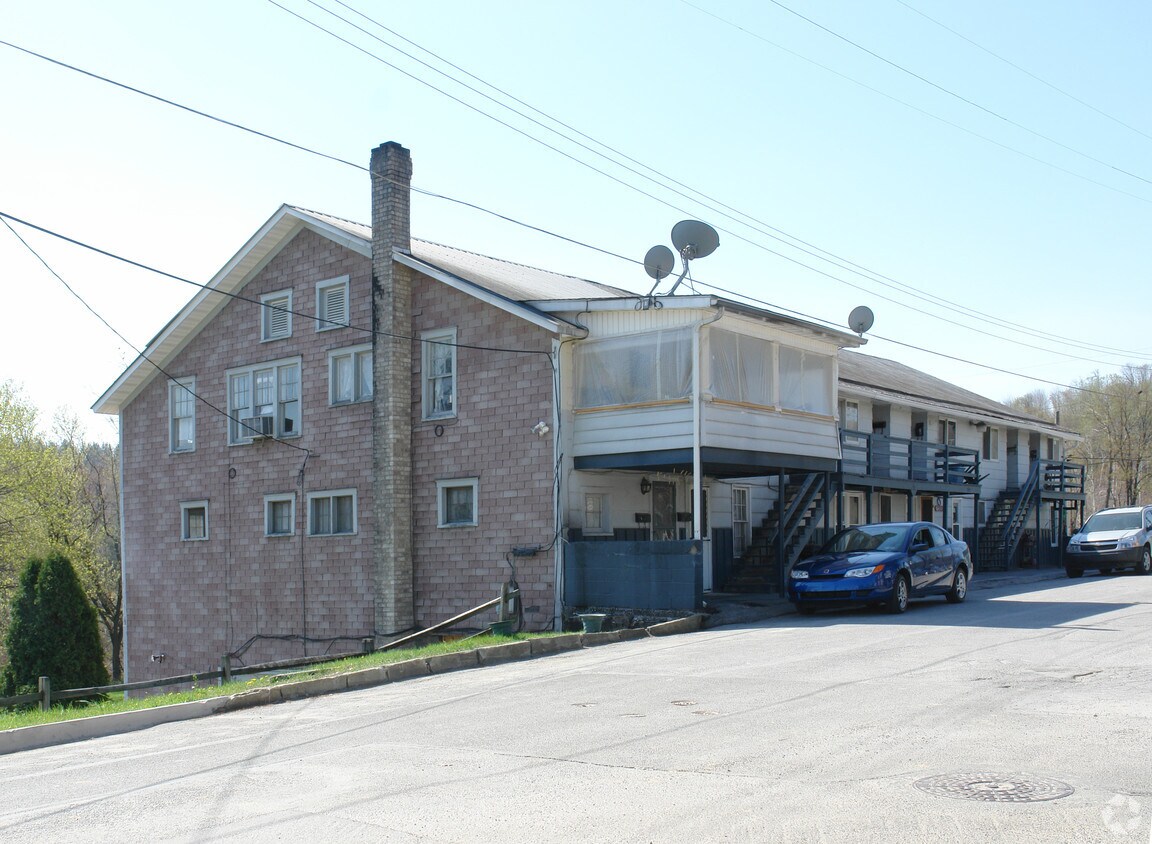 Building Photo - 515 Pruner St