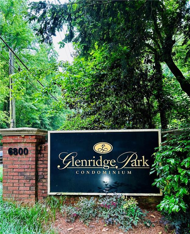 Foto principal - 6818 Glenridge Dr