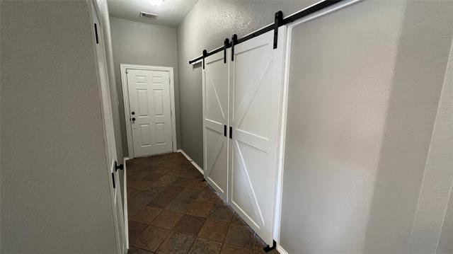 Foto del edificio - 7521 Danridge Rd