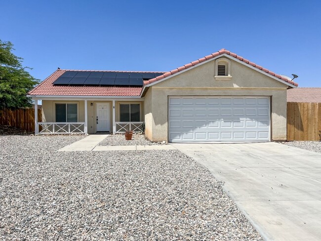 Building Photo - 4 bedroom home in Desert Vista neighborhood!