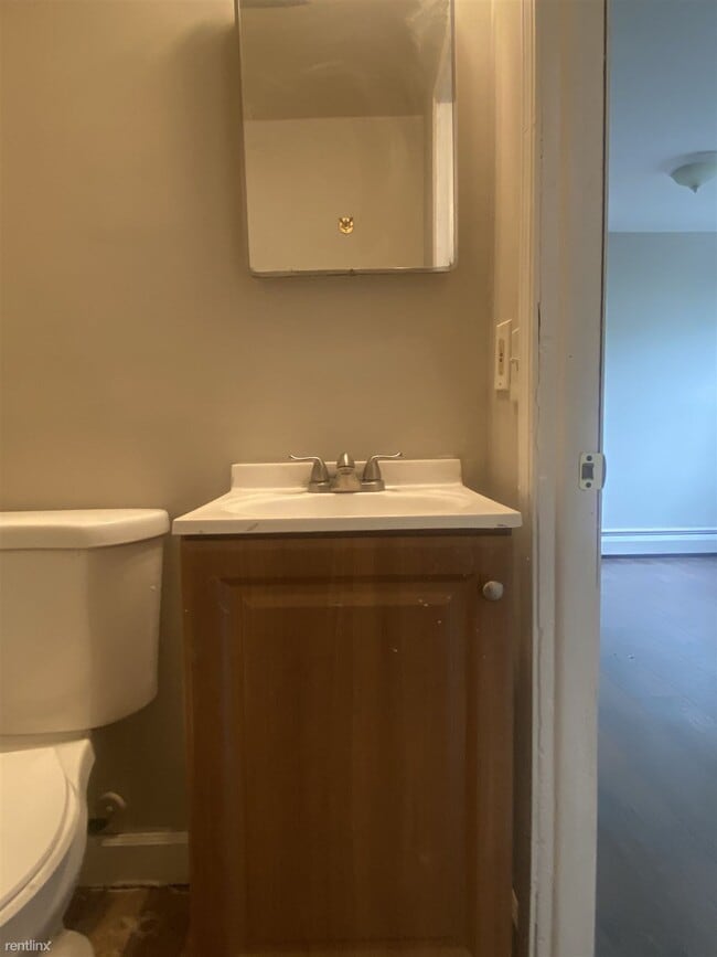 Building Photo - 2 br, 1.5 bath  - 227 Quinnipiac Ave