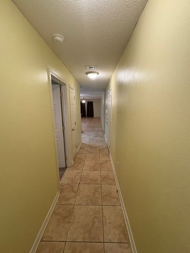 Building Photo - 311 Dahlquist Dr