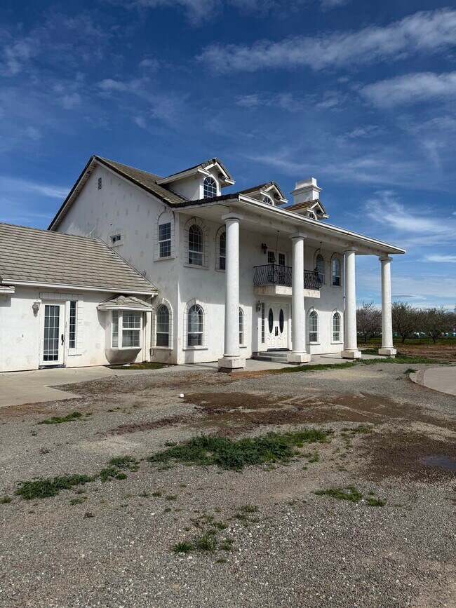 Foto del edificio - 31195 Lone Tree Rd