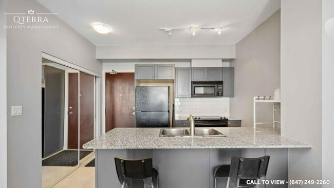 Building Photo - 1359 Rathburn Rd E