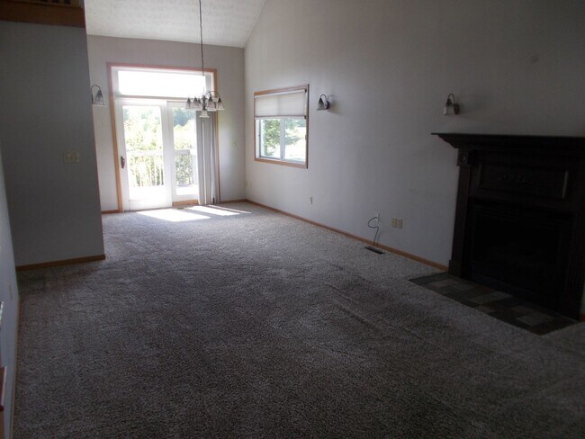 Foto del edificio - Large, beautiful home in South Richmond