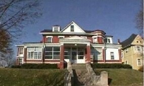 Carriage House Apartaments - Carriage House Apartments