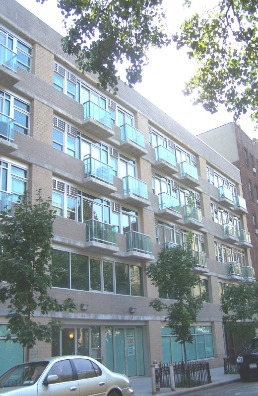 Foto principal - 22-30 Marble Hill Ave