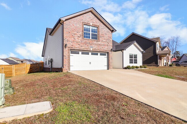 Foto del edificio - 513 Burgess CT