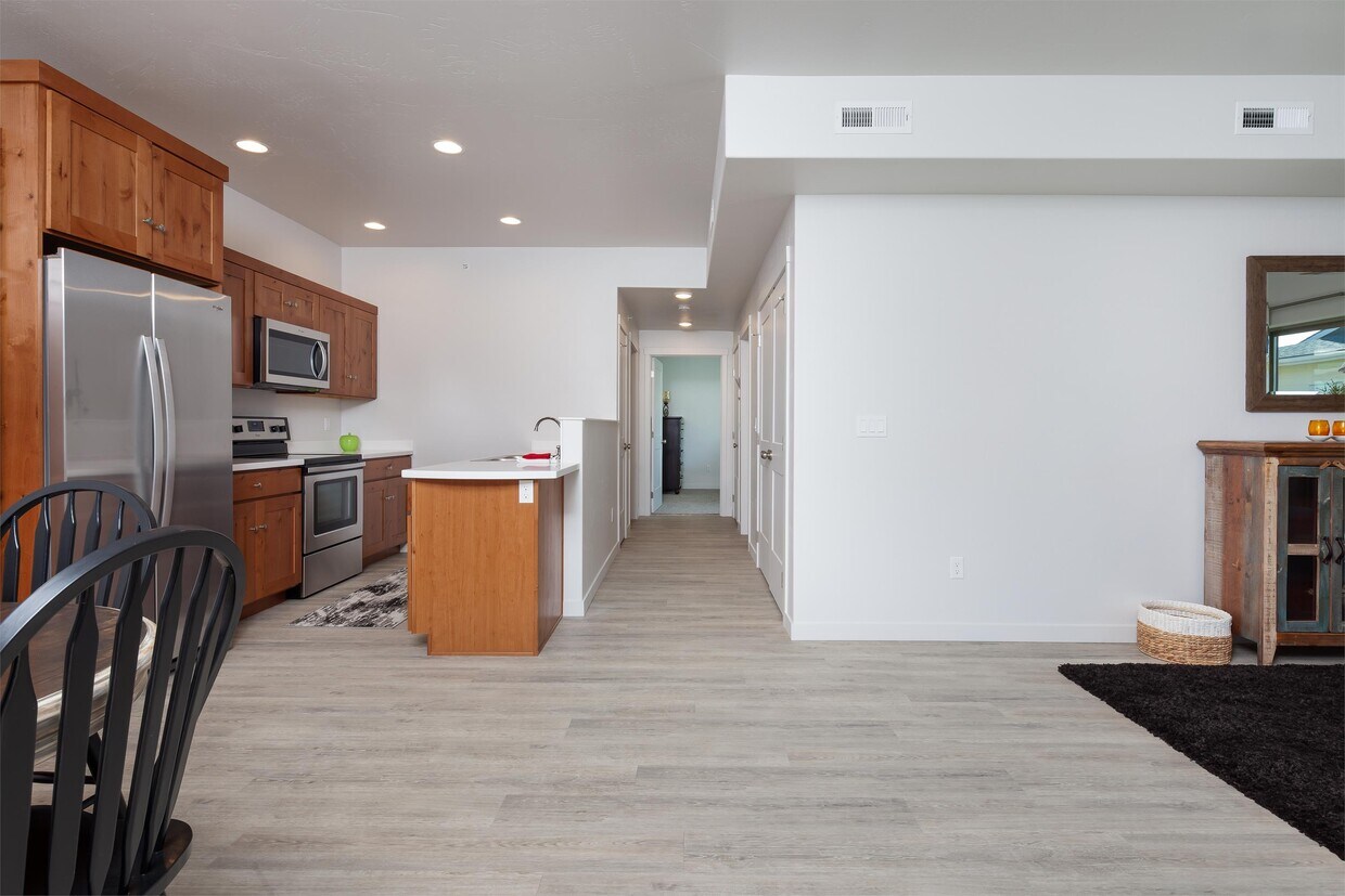 Foto principal - 206 Sawyer Ln