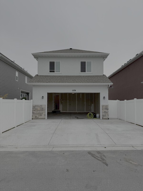 Foto del edificio - 1574 Andover Rd