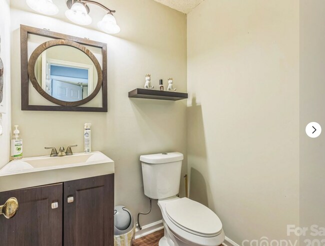 Foto del edificio - 8917 Sweet Sage Ln