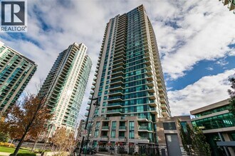 Building Photo - 225 Sherway Gardens Rd