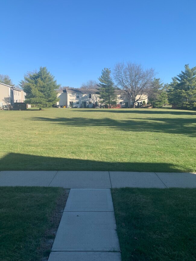 Building Photo - 905 Upholland Ln