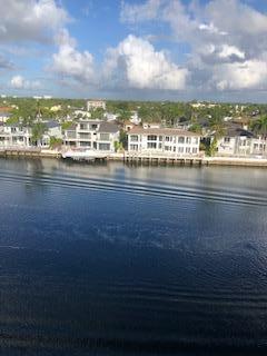 Foto del edificio - 2701 N Ocean Blvd