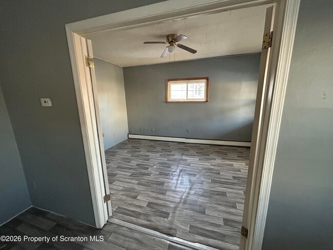 Building Photo - 1849 Clearview St