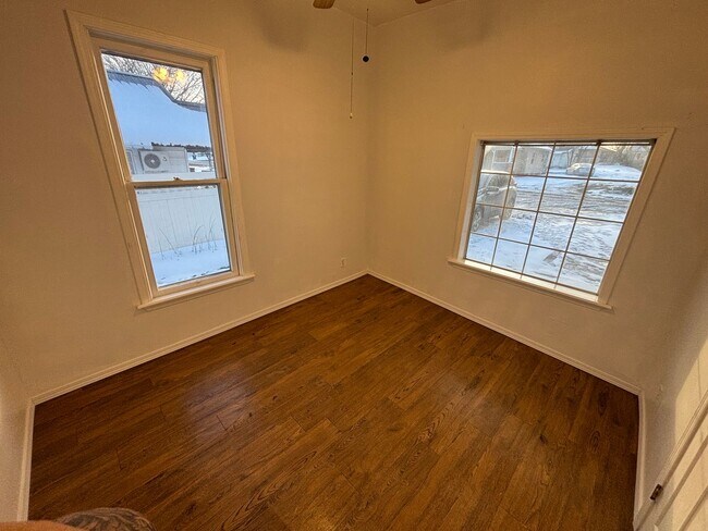 Foto del edificio - Cute 2 bed 1 bathroom home in Shawnee!