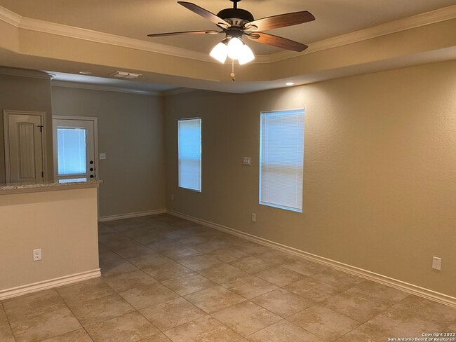 Building Photo - 6958 Lakeview Dr.