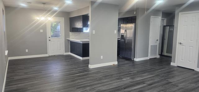 Foto del edificio - 145 Prairie Creek Cir