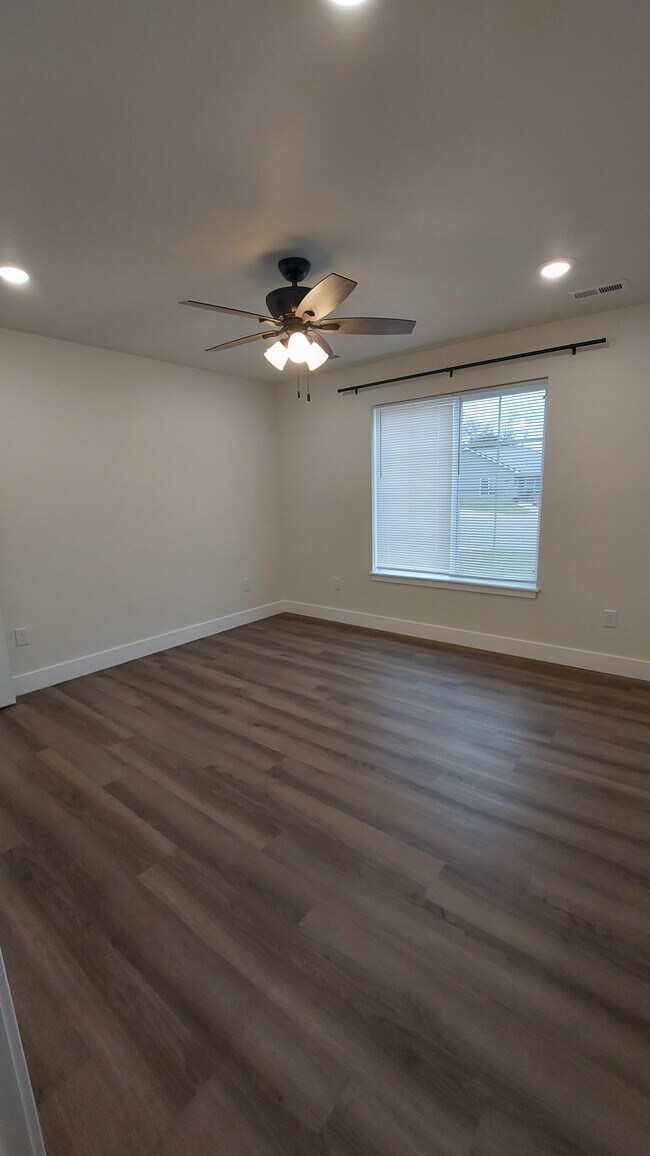 Foto del edificio - 1708 Prey Ct