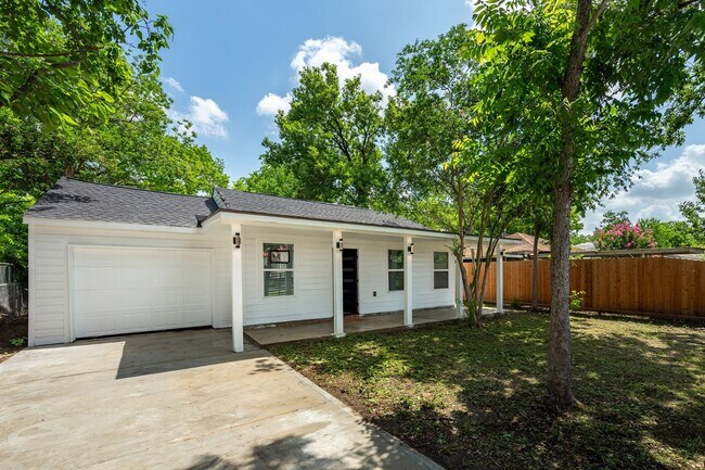 Foto del edificio - 4805 Southwind St