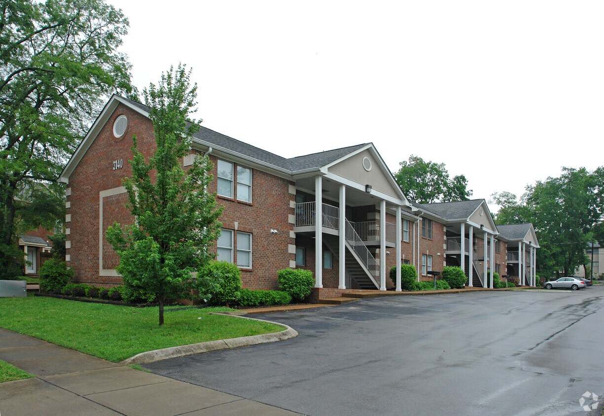 Primary Photo - 3140 Long Blvd