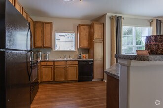 2BR, 2BA - 1129 SF - Mesa Ridge
