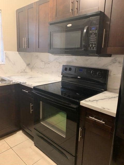 Foto del edificio - 1139 SE 13th Ave