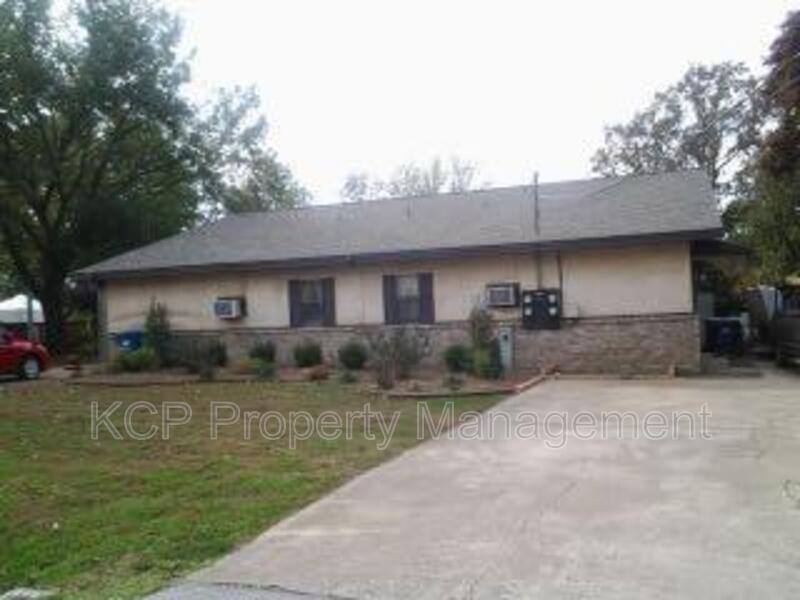 201 NW K St, Bentonville, AR 72712 Condo for Rent in Bentonville, AR