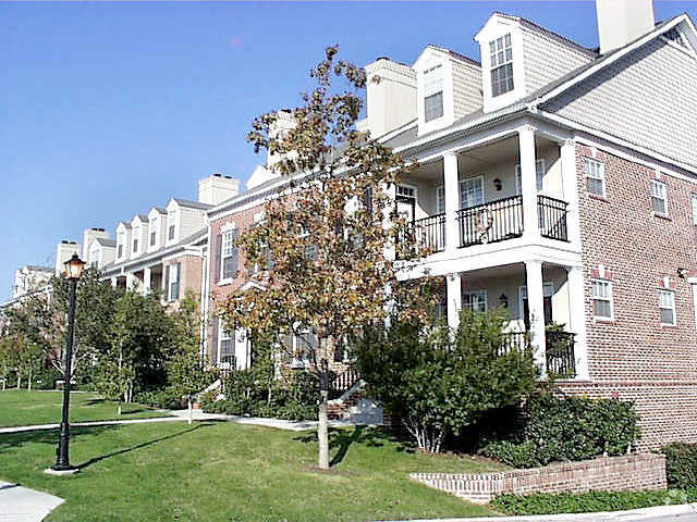 Caruth Haven Apartments