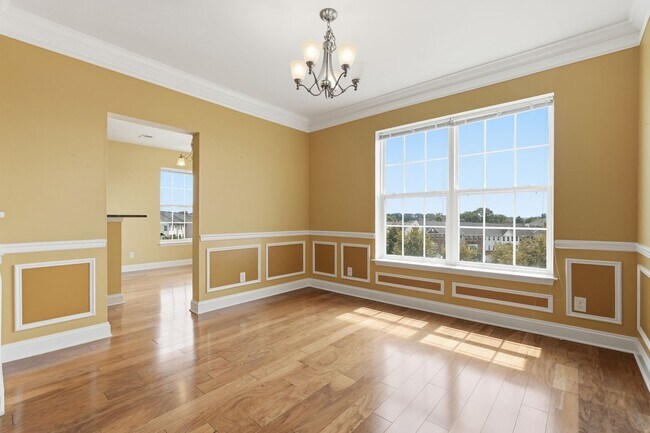 Foto del edificio - 9202 Charleston Dr