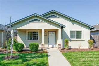Building Photo - 2675 Ceanothus Ave