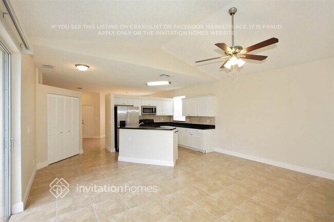 Building Photo - 2170 NW 185th Way