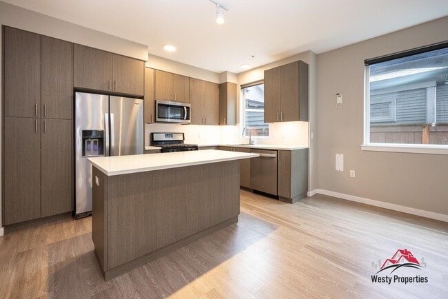 Photo - 110 N Blandena St Apartment