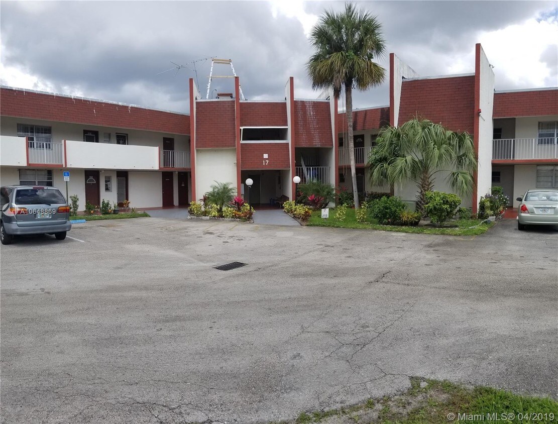 Primary Photo - 2950 NW 46th Ave